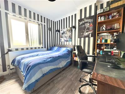 Picture 16